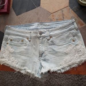 American Eagle Cutoff Crochet Shorts - Light Wash